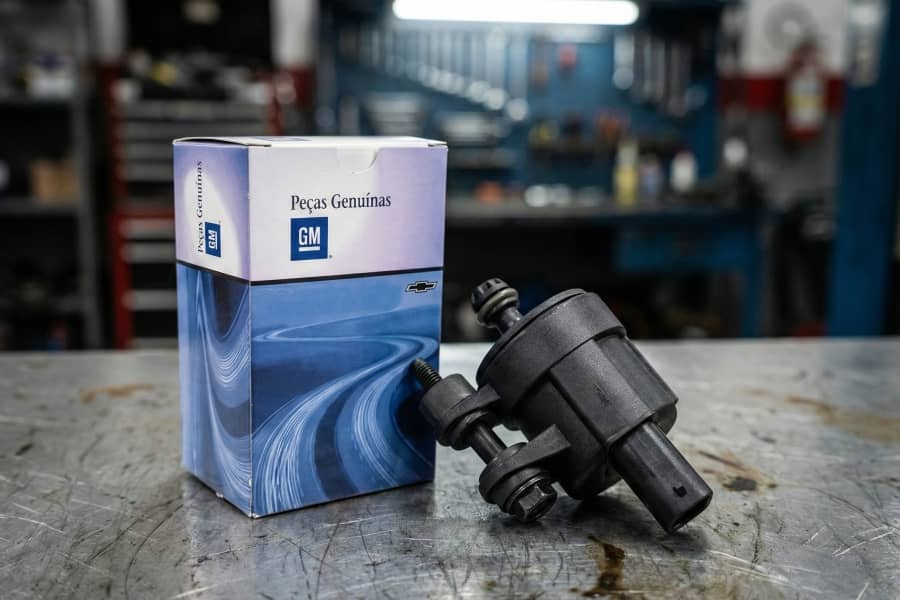 Válvula PCV e Sistema de Respiro: O vilão silencioso que faz seu motor consumir óleo | ABC Pneus | Rio de Janeiro